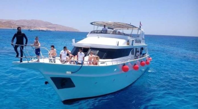 Red Sea Cruise Snorkeling to Tiran Island or Ras Mohammed